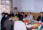 副主任委员肖摩作2001年烧伤专业委员会工作总结报告。